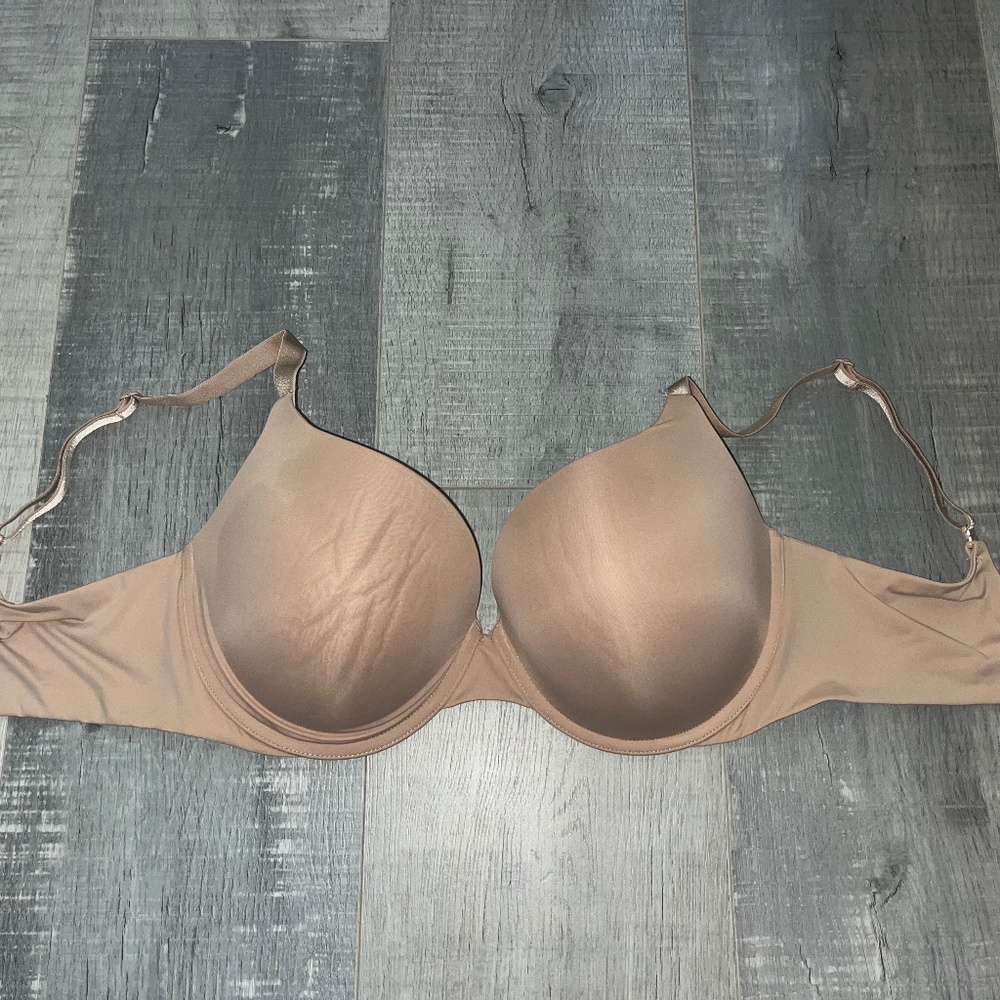 NWOT Victoria Secret Bra